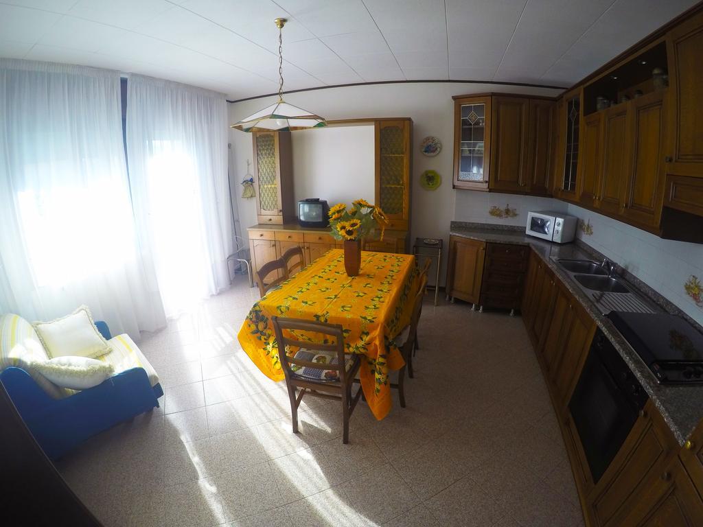 Caorle Economy Apartments Oda fotoğraf